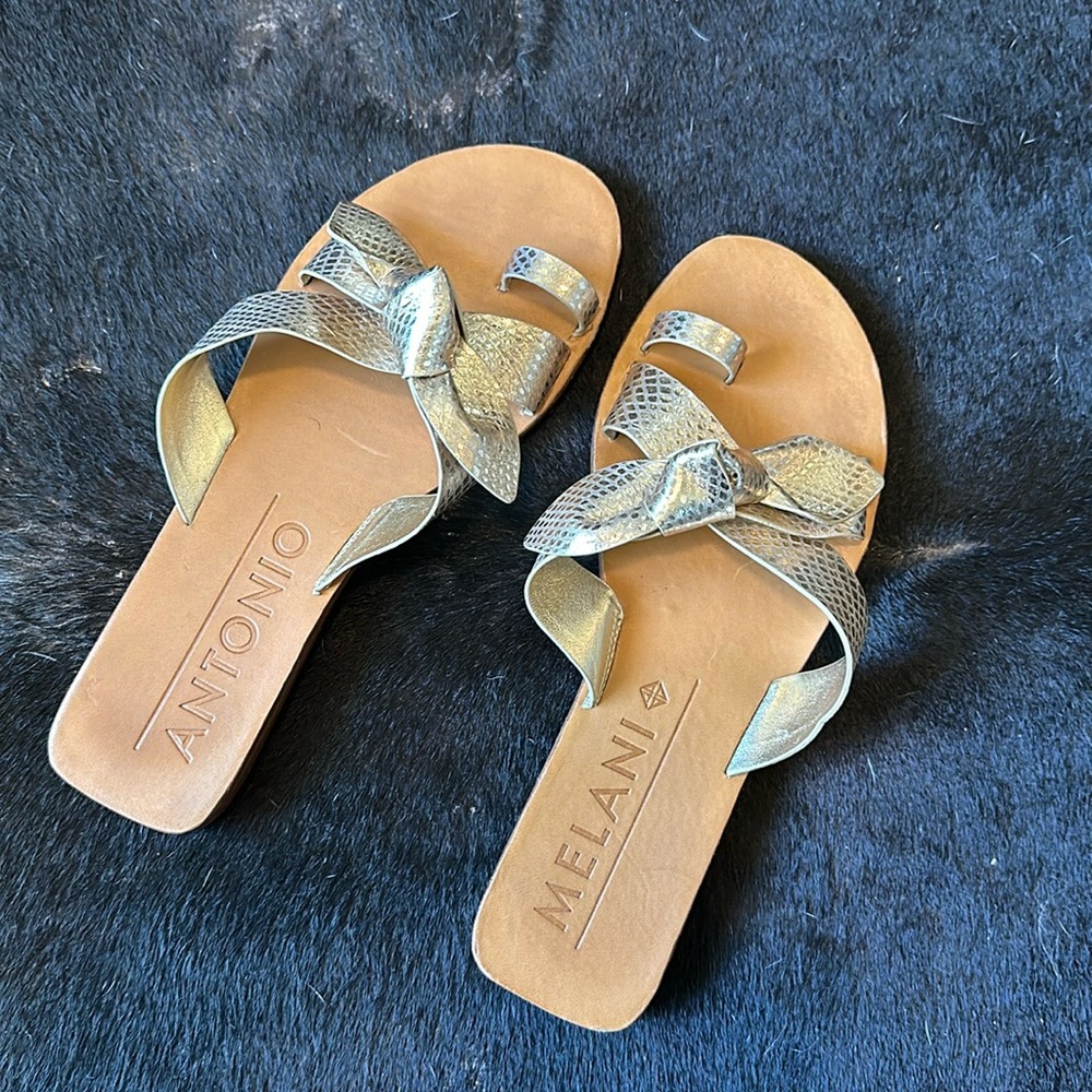 Antonio Melani gold bow sandals
